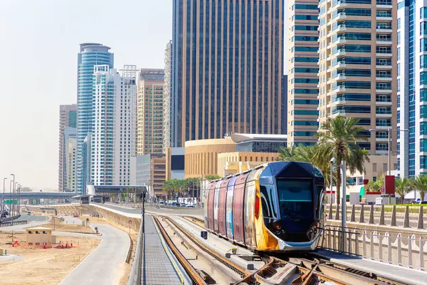 Modern Villamos Dubajban Egyesült Arab Emírségek — Stock Fotó