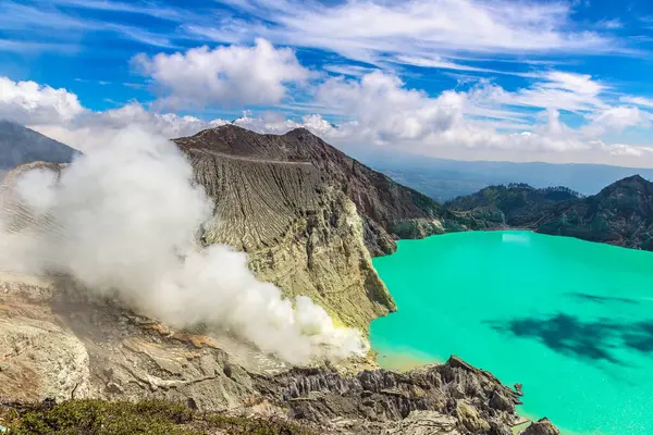Aktif Yanardağ Ijen Panoramik Hava Manzaralı Krateri Java Adası Endonezya Stok Fotoğraf