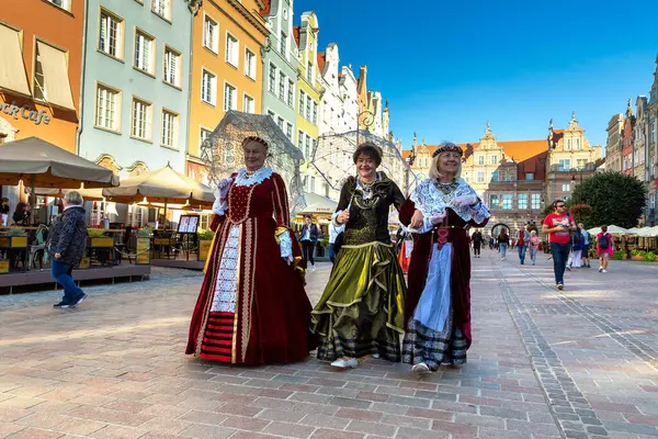 Gdansk Polsko Září 2022 Skupina Žen Oblečených Polských Tradičních Lidových Stock Snímky