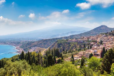 Taormina Sicilya, İtalya güzel yaz günü'hava panoramik
