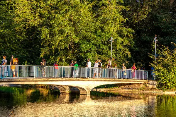 London Reino Unido Setembro 2023 Blue Bridge James Park Sunset Fotografias De Stock Royalty-Free
