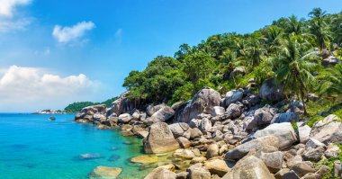Tayland 'ın Koh Tao adasındaki güzel Ao Hin Wong plajı.