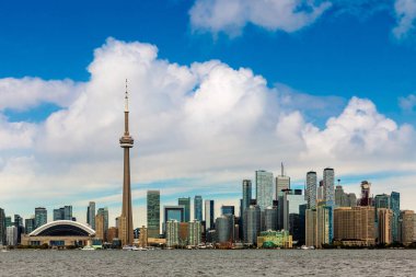 Güneşli bir günde Toronto 'nun panoramik manzarası Ontario, Kanada