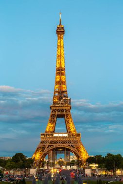 PARİS, FRANSA - HAZİRAN 01, 2022: Paris, Fransa