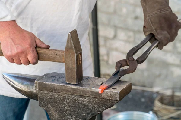 Blacksmith Work Making Horseshoe Ukraine Handmade Craftmanship — Stock Photo, Image