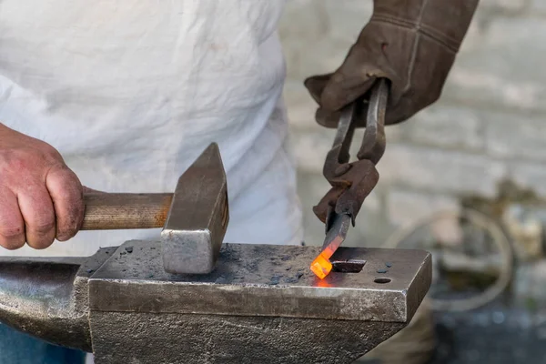 Blacksmith Work Making Horseshoe Ukraine Handmade Craftmanship — Stock Photo, Image