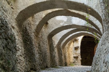 Biertan 'daki Biertan kilisesi, Unesco Dünya Mirası sahası, Biertan köyü, Transilvanya, Romanya ve Avrupa' da güçlendirilmiş Sakson Kilisesi 'nin arkasındaki galeri. Romanya 