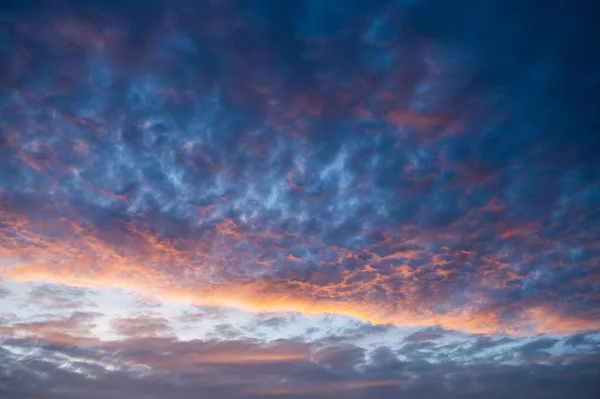 Όμορφος Ουρανός Ηλιοβασίλεμα Φόντο Ουρανού Της Φύσης — Φωτογραφία Αρχείου