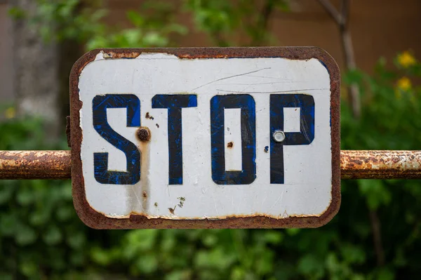 Ferma Iscrizione Divieto Segnale Stop — Foto Stock