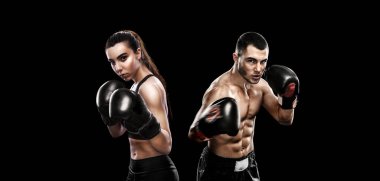 Boks konsepti. Spor bahisleri. Bir bahisçi için tasarım. Spor sitesi için pankart indir. Ateşli arka planda iki boksör