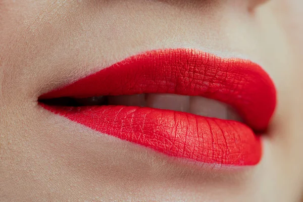 Kobieta Czerwone Usta Widok Bliska — Zdjęcie stockowe