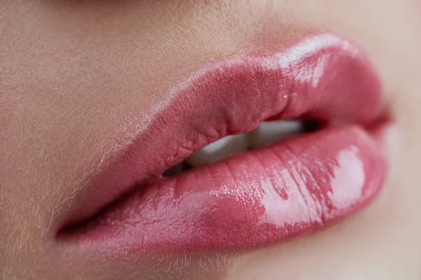 Vrouw Roze Lippen Close Uitzicht — Stockfoto