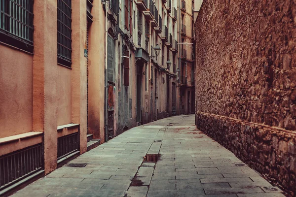 Eski Kasabadaki Dar Sokaklar Sıcak Retro Tarzı Renkler — Stok fotoğraf