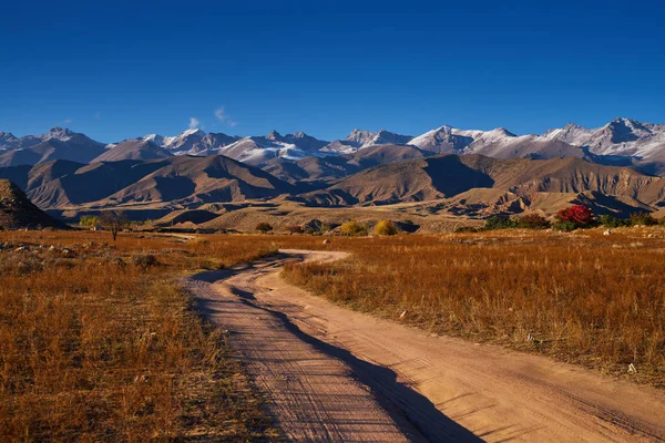 Montanhas Outono Quirguistão Paisagem — Fotografia de Stock