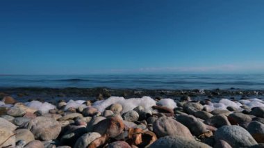 Issyk-Kul Gölü geniş açılı görünüm, Kırgızistan