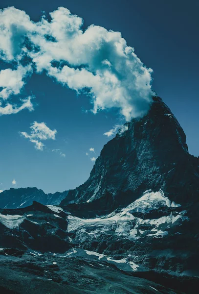 Μάττερχορν Στις Άλπεις Καλοκαίρι Ορεινό Τοπίο Στο Δραματικό Φως — Φωτογραφία Αρχείου