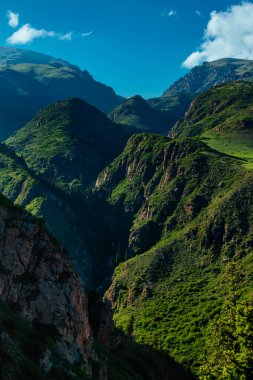 Cholpon Ata Boğazı veya Aral Boğazı, Issyk-Kul bölgesi, Kırgızistan