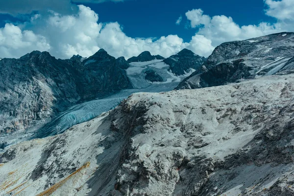 Malowniczy Krajobraz Górski Lodowcem Alpy Szwajcarskie — Zdjęcie stockowe