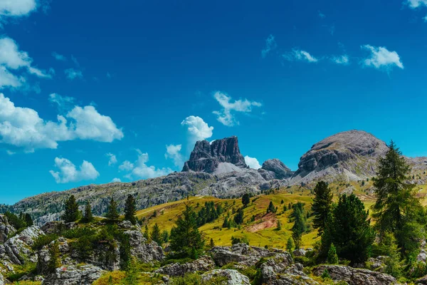 Paesaggio Montano Pittoresco Nelle Alpi Dolomitiche — Foto Stock