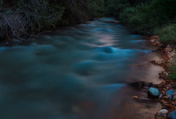 Горная Река Вечером Эффект Размытия Движения — стоковое фото