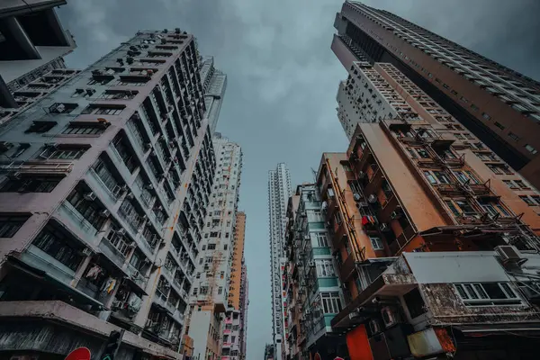 Paisaje Urbano Con Edificios Residenciales Altos Hong Kong Clima Nublado Imagen De Stock