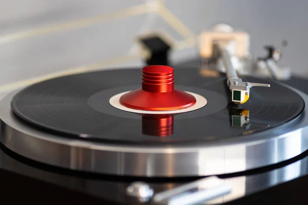 Vintage Stereo Turntable Vinyl Record Tonearm Cartridge Closeup Stylus Flies — Stock Photo, Image