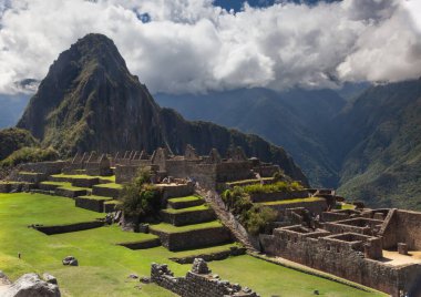 Machu Picchu, İnka İmparatorluğu 'nun Kayıp Başkenti And' lardaki Antik Harabeler, Huayna Picchu Dağı Tepesi, Unesco Dünya Mirası Bölgesi, Peru, Güney Amerika