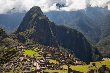 Machu Picchu, İnka İmparatorluğu 'nun Kayıp Başkenti And' lardaki Antik Harabeler, Huayna Picchu Dağı Tepesi, Unesco Dünya Mirası Bölgesi, Peru, Güney Amerika