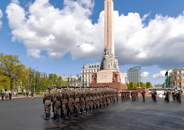 Latvia Riga Mayo 2023 Desfile Militar Del Ejército Cerca Del —  Fotos de Stock