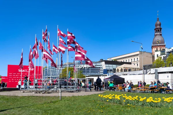 Lettland Riga April 2023 Dekoration Der Stadt Mit Flaggen Und — Stockfoto
