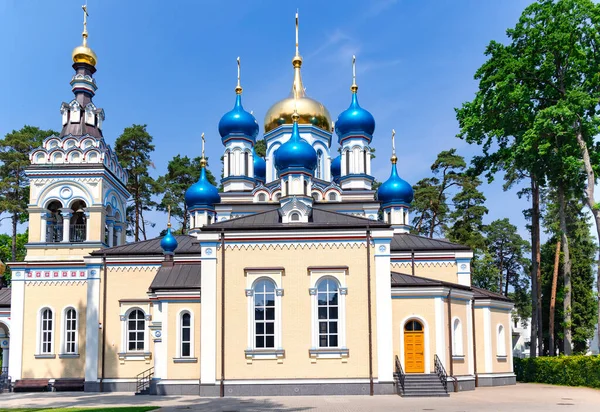 Church Our Lady Kazan Mother God Blue Gold Domes Dzintari — Stock Photo, Image