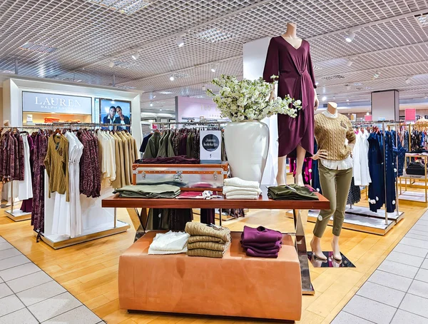 Latvia Riga July 2023 Ralph Lauren时尚品牌柜台在Stockmann购物中心 拉脱维亚里加 — 图库照片