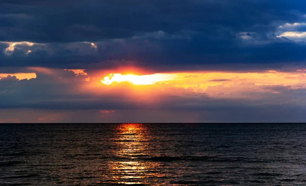 Pôr Sol Mágico Acima Mar Báltico Jurmala Letónia — Fotografia de Stock
