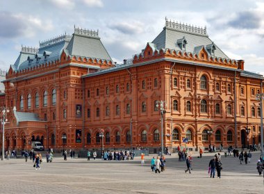 RUSSIA, MOSCOW, JANUARY, 12, 2025 - Moskova 'daki Manege Meydanı Panoraması ve Devlet Tarih Müzesi, Rusya