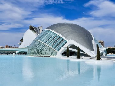 İspanya, VALENCIA, SEPTEMBER, 15, 2025: Hemisfric Santiago Calatrava tarafından tasarlanan olağanüstü ve görkemli bir binadır..