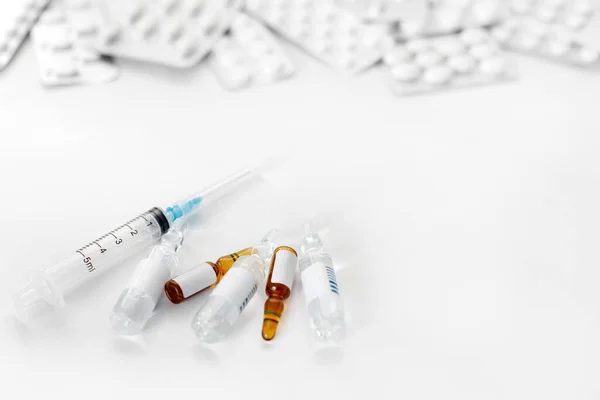 Médicaments Infections Pour Prévenir Une Pandémie Virus Pilules Masques Sur Photos De Stock Libres De Droits