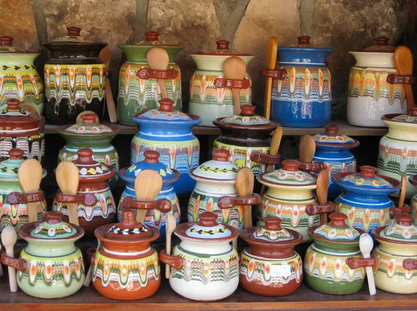 Traditionell Handgjord Keramik Från Bulgarien Stockbild