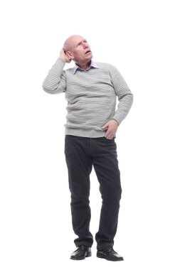 Tam gelişim. Beyaz kazaklı karizmatik bir adam. beyaz arkaplanda izole edilmiş.