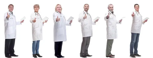 Ομάδα Γιατρών Πρόχειρο Απομονωμένο Λευκό Φόντο — Φωτογραφία Αρχείου