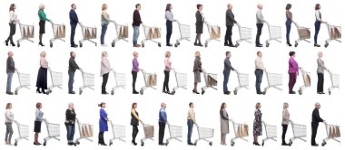 İleriye bakan bir grup insan beyaz arka planda izole edilmiş.