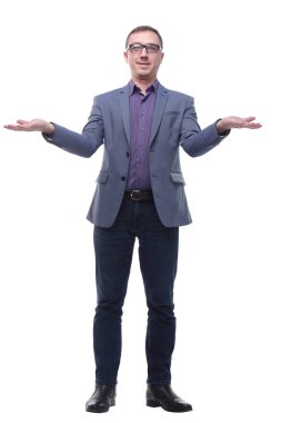 Avuç içiyle bir şey sunan mutlu bir iş adamı. Tutma ya da verme kavramı