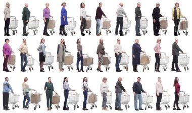 beyaz arkaplanda el arabası olan bir grup insan