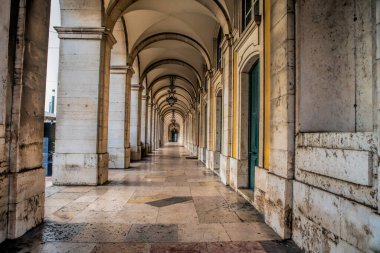 Lizbon, Portekiz'de praca do comercio'u çevreleyen bir çarşının detayı.