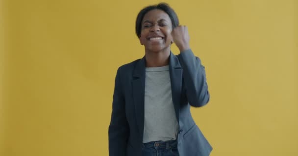Portrait Excited African American Lady Screaming Yes Gesturing Celebrating Achievement — Stock Video
