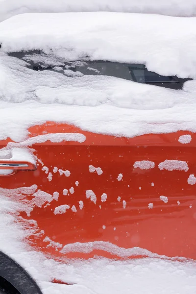 Maşina Sub Zăpadă Conceptul Zăpadă Orașului Iarnă — Fotografie, imagine de stoc