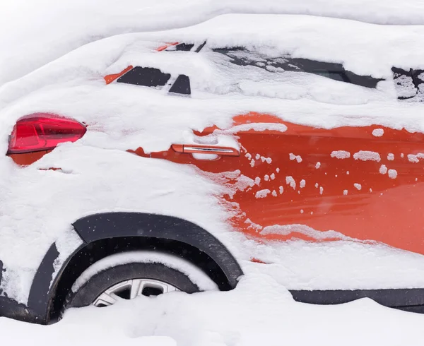 Araba Kar Altında Kış Şehri Kar Yağışı Konsepti Telifsiz Stok Fotoğraflar