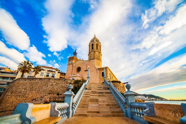Vistas Iglesia San Bartolomé Santa Tecla Sitges Cataluña España Monumentos —  Fotos de Stock