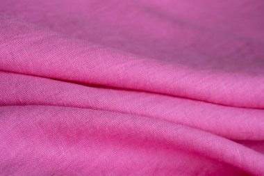 Kırışık keten bezler katlanmış peçeteler. Keten kumaş dokusu. Doğal çevre dostu malzemeler kullanma kavramı