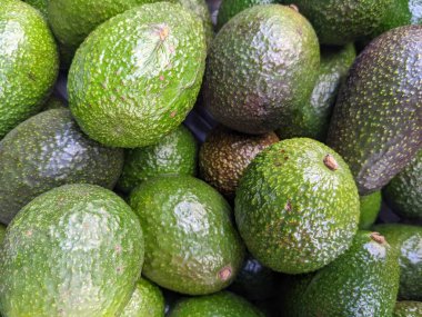 İspanya pazarında avokado