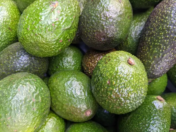 İspanya pazarında avokado